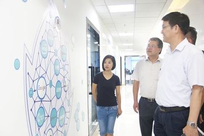 江西理工大學軟件學院曾副院長一行蒞臨廈門觸控未來